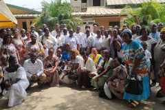 Costa-DAvorio-Abidjan-Gruppo-Padre-Pio-Notre-Dame-de-la-tendresse