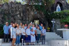 Nicaragua-Managua-Grupo-Padre-Pio-Capuchinos-Capilla-Inmaculata-Concepción-de-María-Frailes-Capuchinos